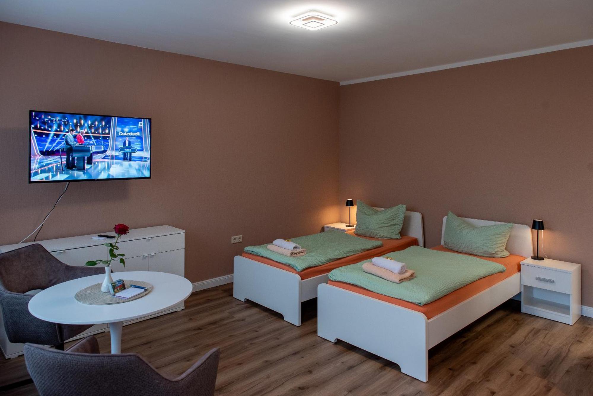Top-Moderne Ferienwohnung Und Apartments Auf Frueherem Wunderschoenen Bauernhof Im Elbe-Elster-Kreis In Brandenburg Bei Herzberg-Elster, Schoenewalde, Holzdorf Dış mekan fotoğraf