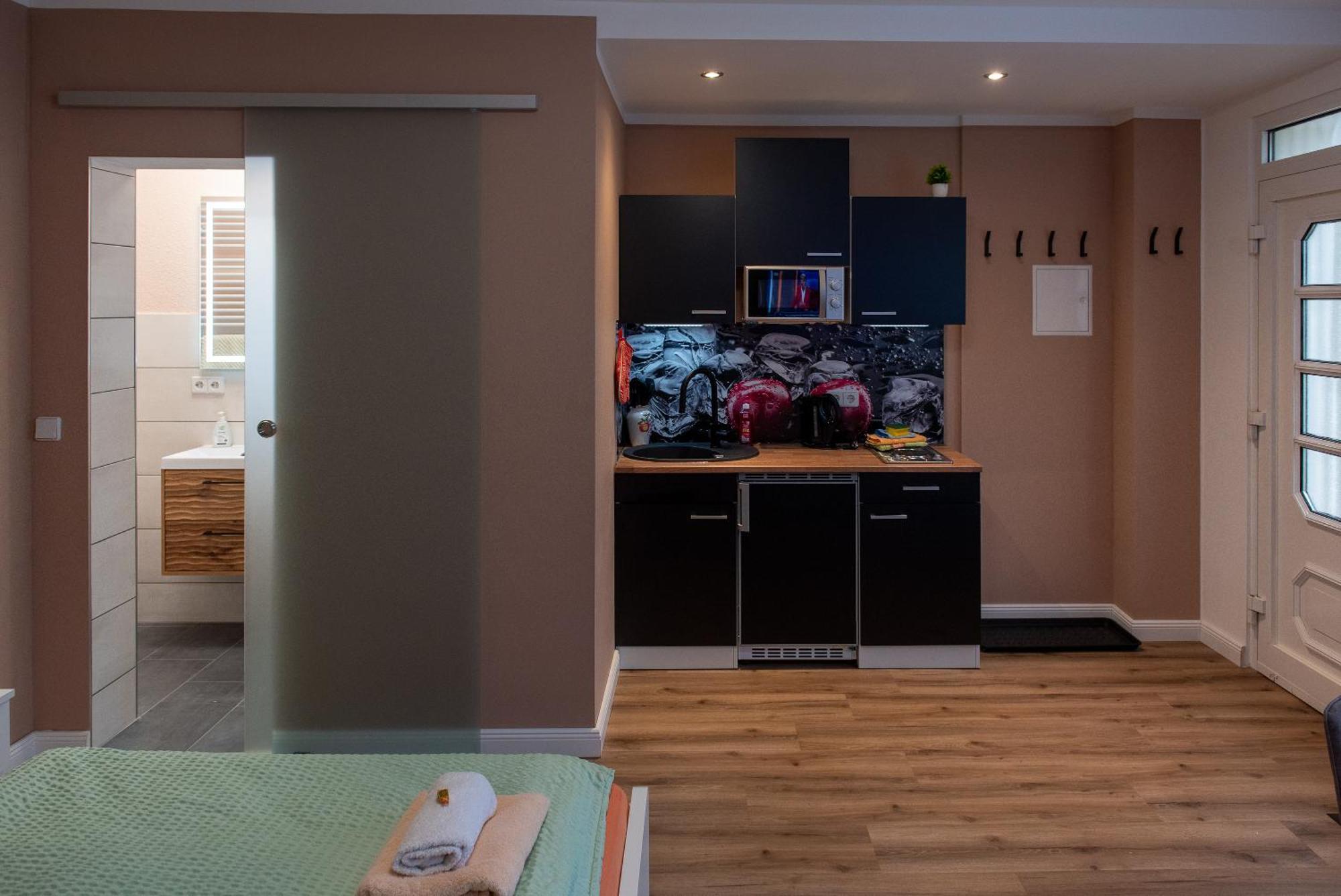 Top-Moderne Ferienwohnung Und Apartments Auf Frueherem Wunderschoenen Bauernhof Im Elbe-Elster-Kreis In Brandenburg Bei Herzberg-Elster, Schoenewalde, Holzdorf Dış mekan fotoğraf