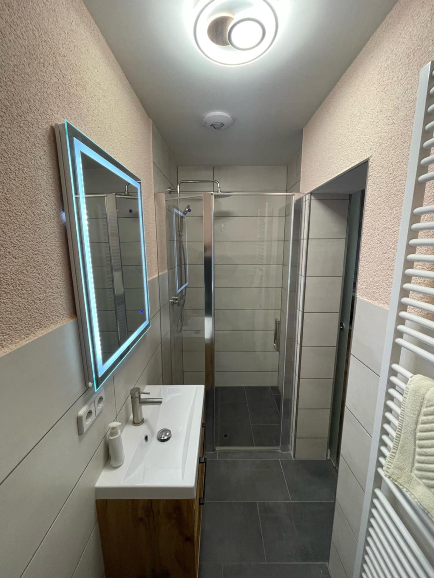 Top-Moderne Ferienwohnung Und Apartments Auf Frueherem Wunderschoenen Bauernhof Im Elbe-Elster-Kreis In Brandenburg Bei Herzberg-Elster, Schoenewalde, Holzdorf Dış mekan fotoğraf